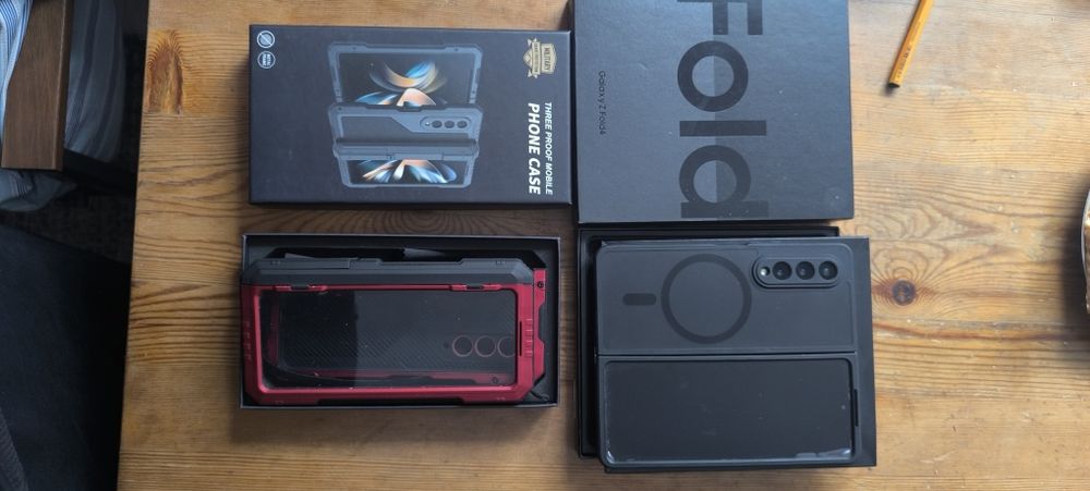 Samsung fold 4 12/256