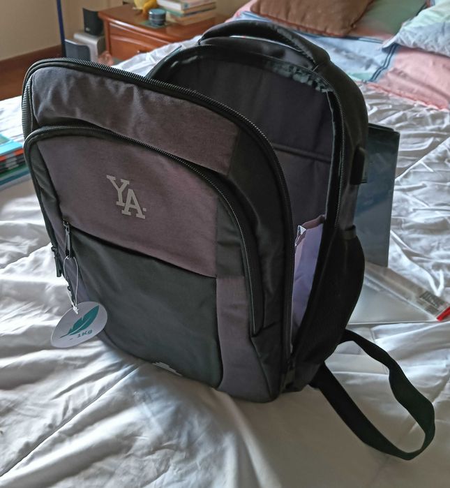 Mochila escolar Auchan - Nova c/ etiqueta