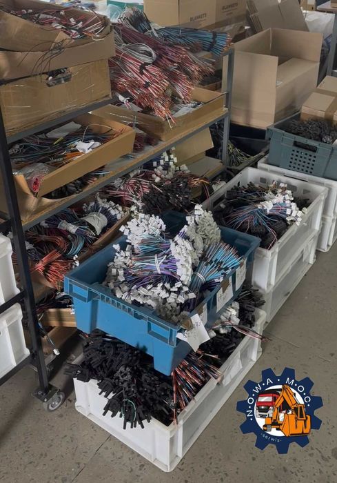 Naprawa wiązki elektrycznej maszyn JCB, CAT, John Deer, Case, Fendt i innych