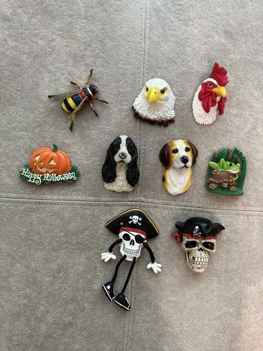 Магніти на холодильник