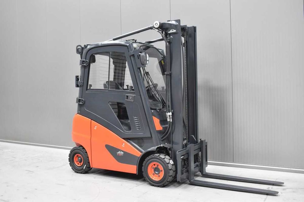 Wózek widłowy LINDE H16T-01 – rocznik 2019 – tylko 2950 mth !!!