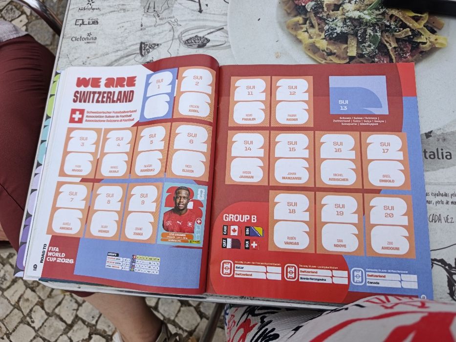 Caderneta da Copa do Mundo 2026 com 29 cromos já colados