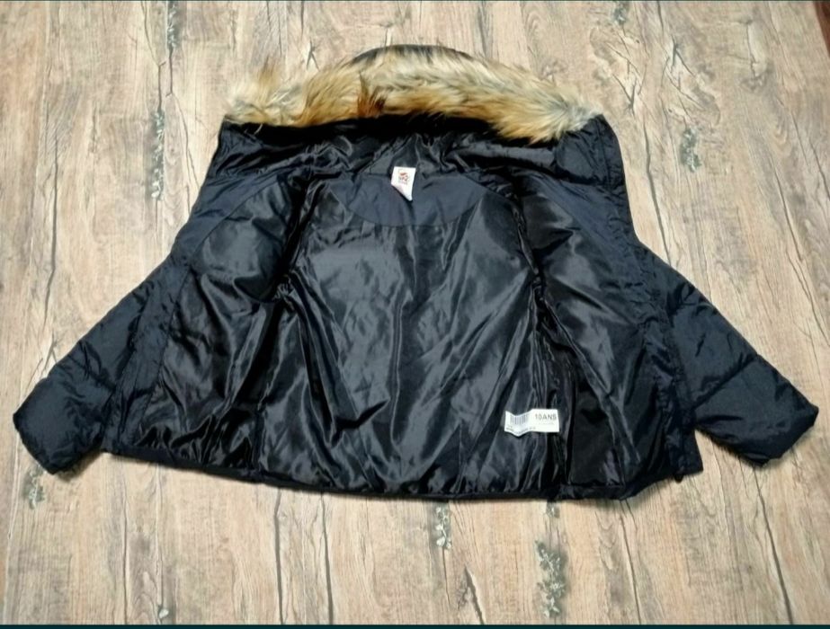 Куртка на девочку