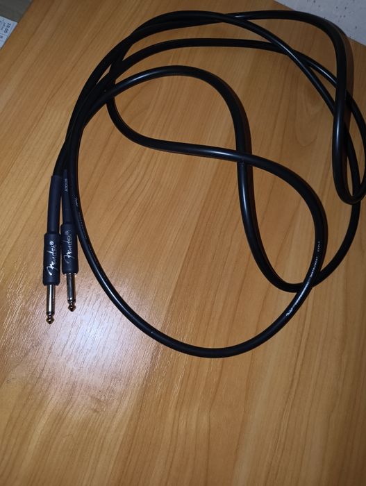 Гітарні кабелі fender