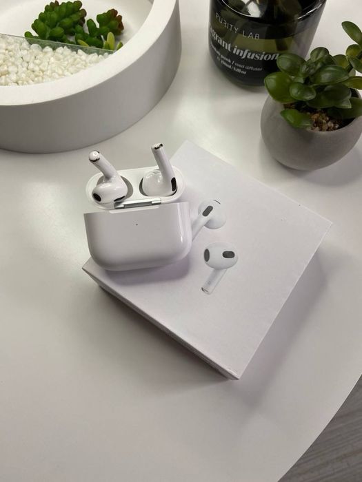 Бездротові Apple AirPods 3  генерація 2025,Басистий звук + ГАРАНТІЯ