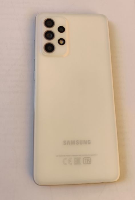 Продам смартфон Samsung A52 8/256