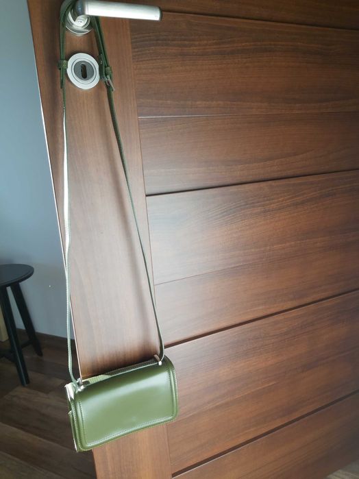 Mała torebka Gino Rossi, zielona.