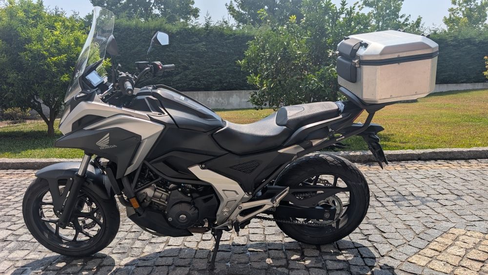 Honda NC750X 2021