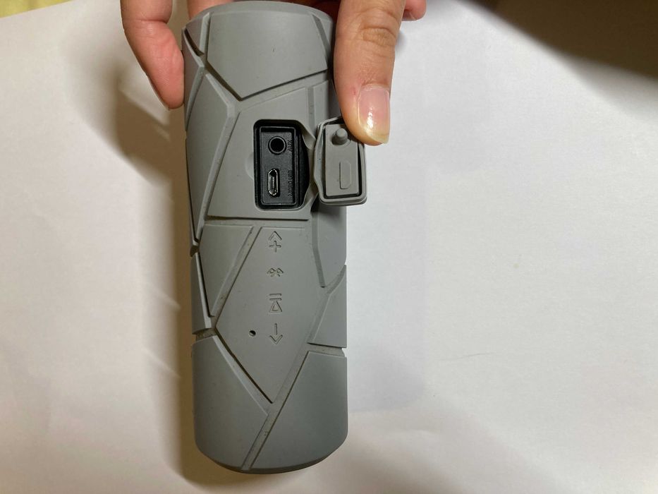 Artigos Variados (Powerbank, máquina fotográfica, coluna)