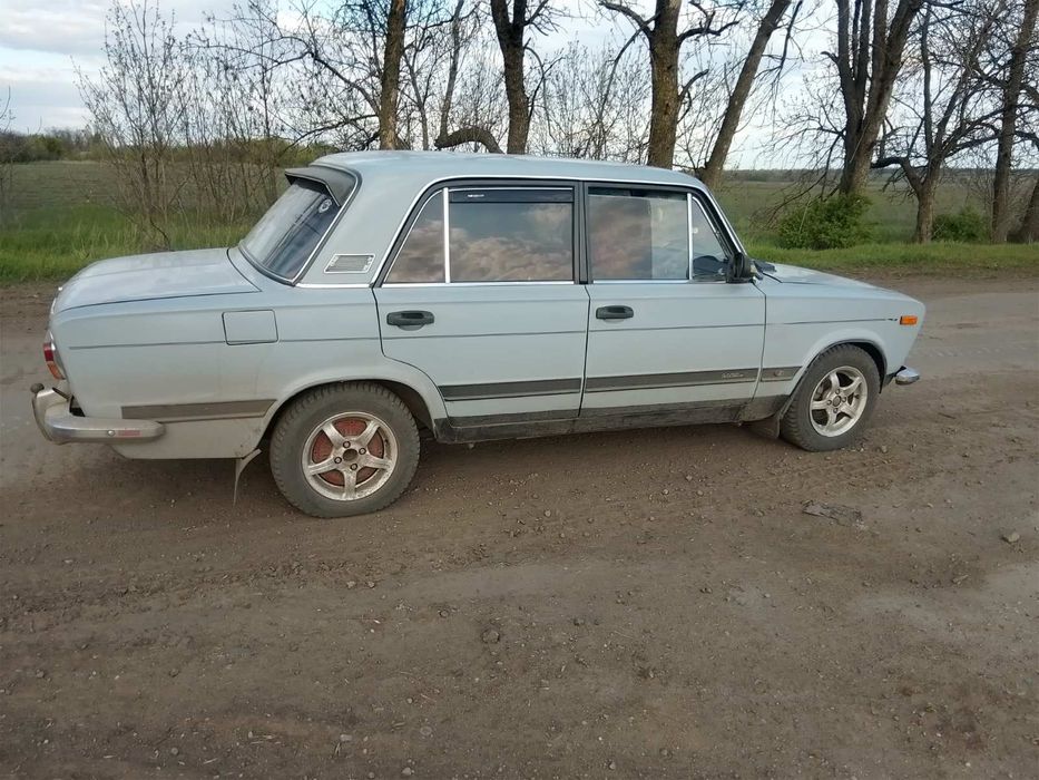 Продам автомобіль ВАЗ 2103
