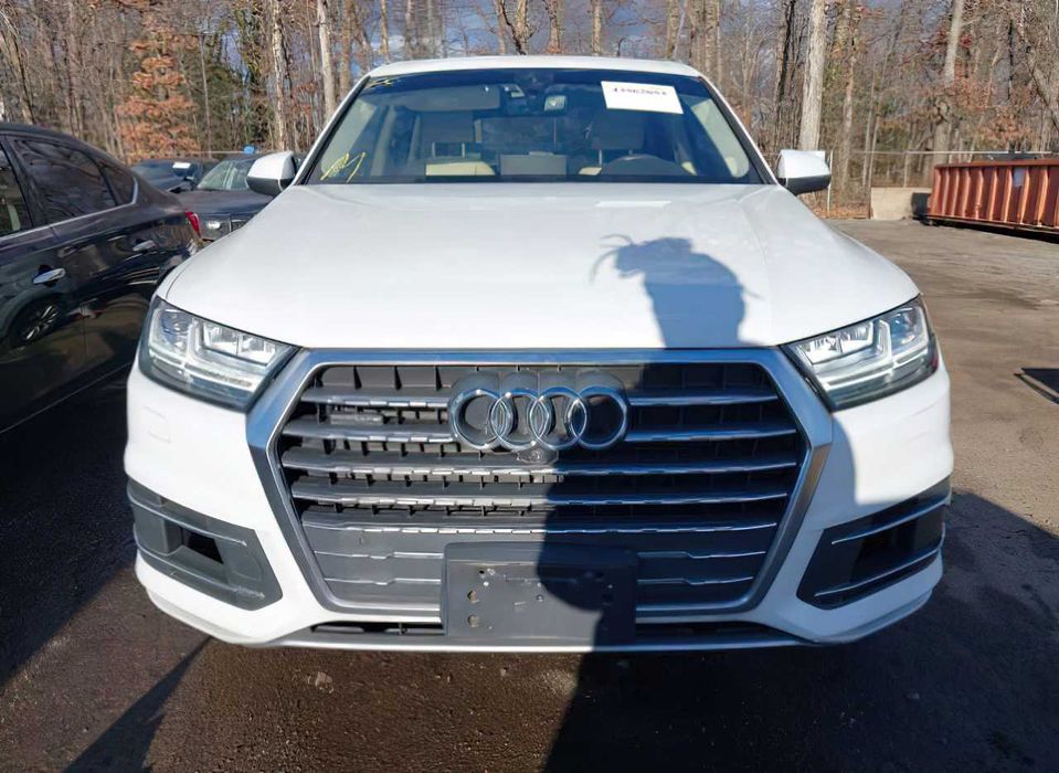 Audi Q7 3.0T Premium Plus      2017