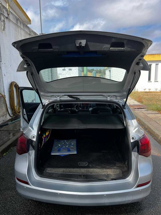 Carrinha Opel Astra