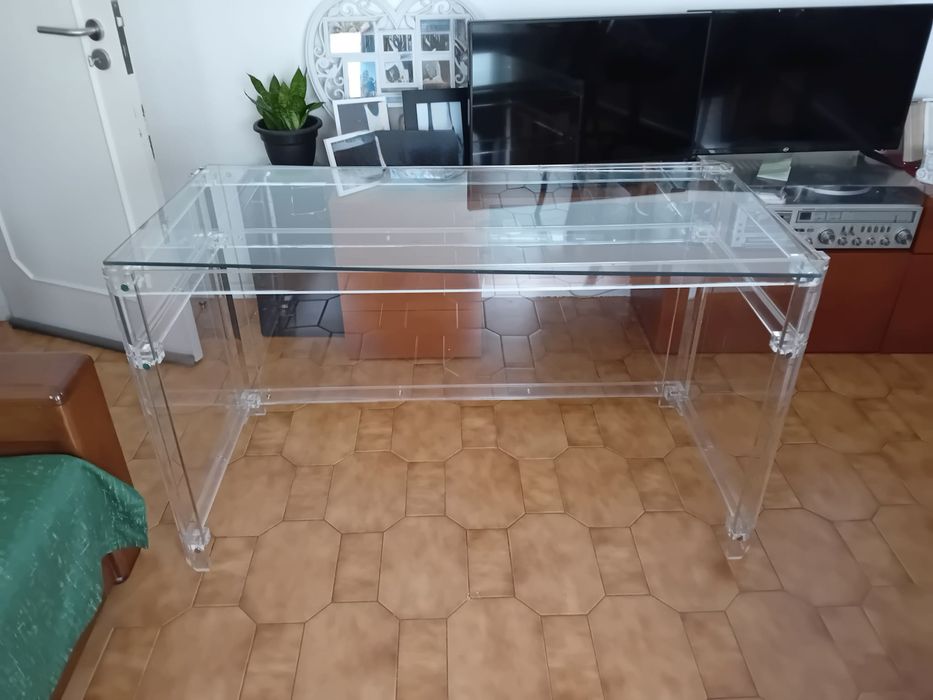 Secretária em acrílico (para recolha)