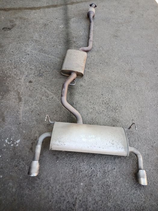 Глушник вихлопна труба Ford Kuga Escape Edge