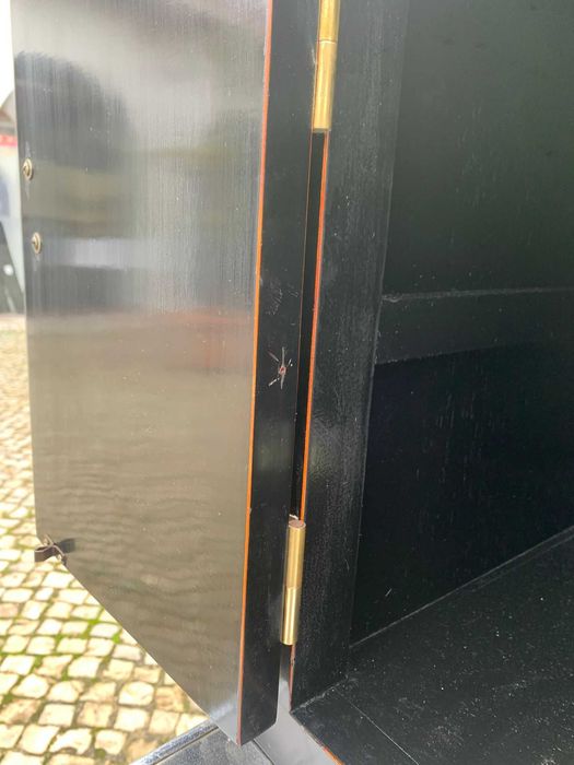 Elegante Aparador / Móvel Estilo Oriental