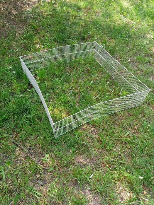 Ogrodzenie zewnętrzne  dla Pupila