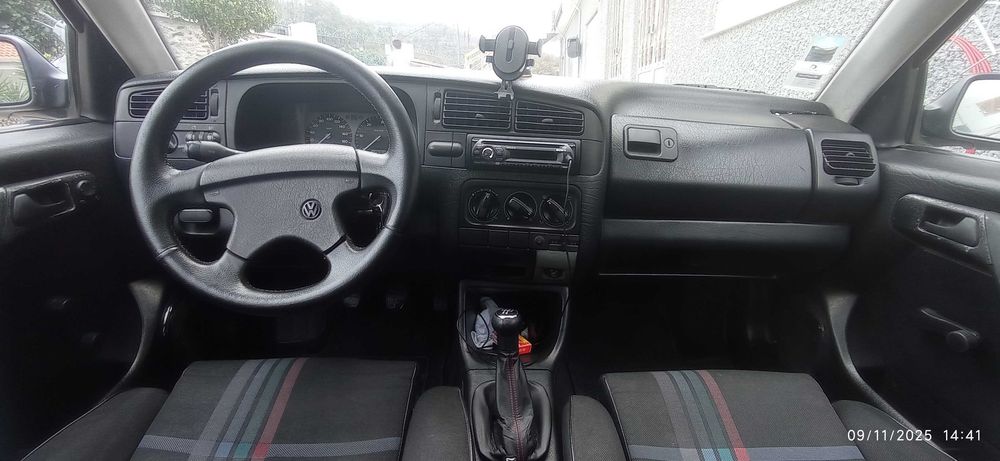 Vendo esse golf lll 1.9 GL TD diesel 1991
