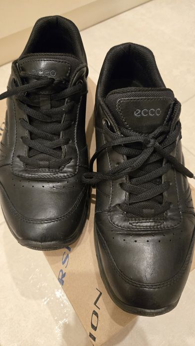 Продам чоловічі туфлі Ecco