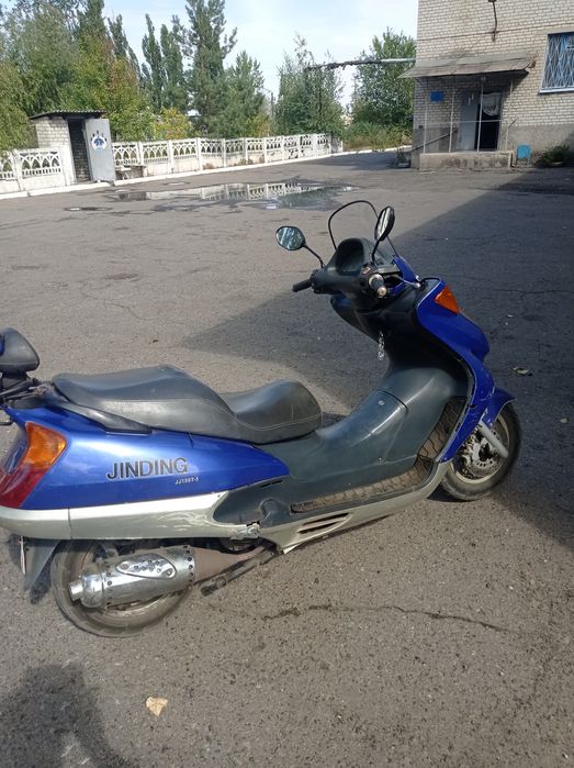 Продам мотоцикл 150 кубов