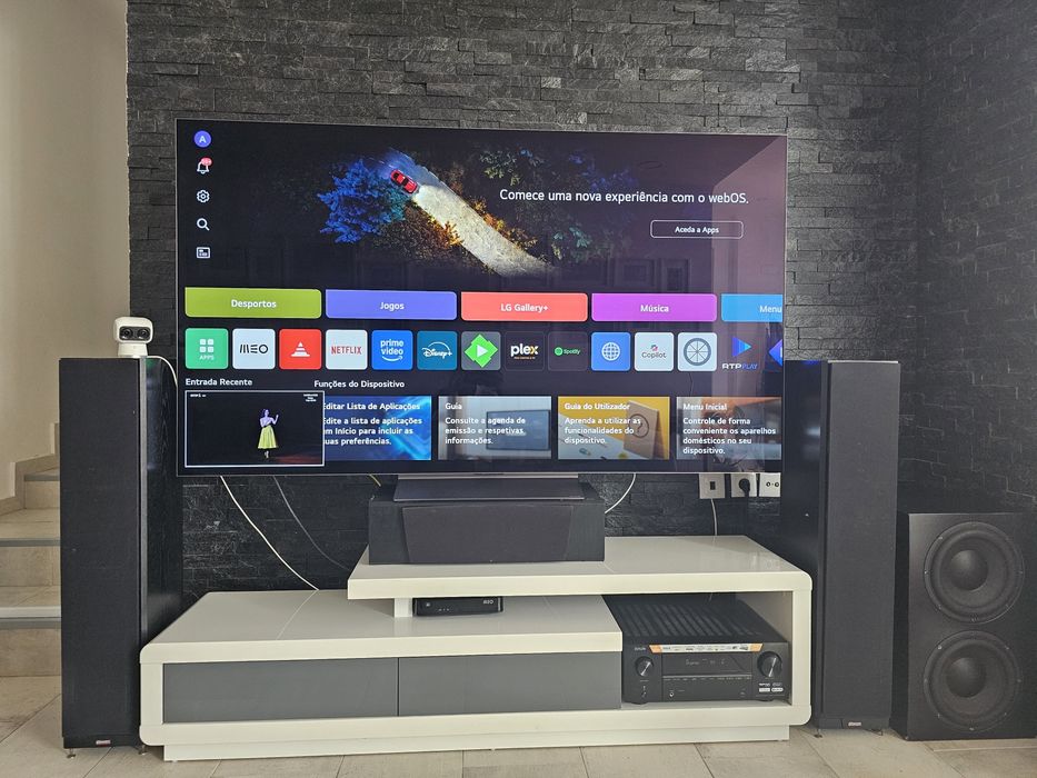 Smart TV LG OLED 77C2 como nova (75 / 77 polegadas)