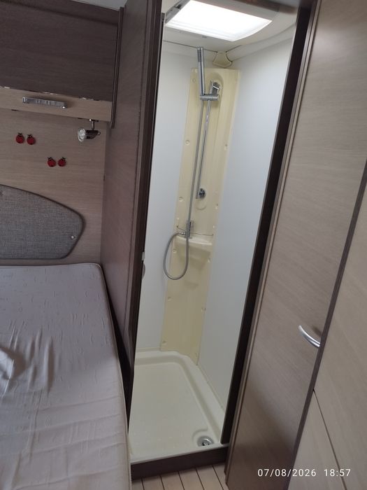 Vendo autocaravana impecável