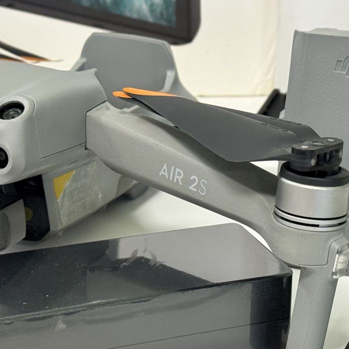 DJI Mavic Air 2S Flymore Combo474233216403384321