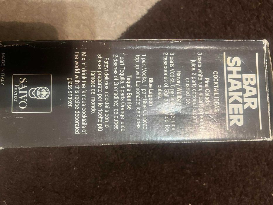 Шейкер для коктейлей  стеклянный с рецептами.Новый.Италия