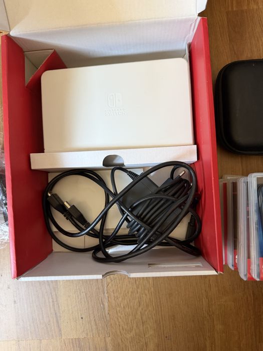 Konsola nintendo  swich oled