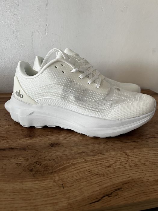 Sneakersy trampki buty Alo Yoga rizmiar 40