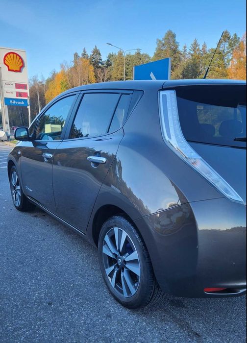 Nissan Leaf 30кВт 2017 Без ДТП! з Норвегії, РОЗМИТНЕНИЙ