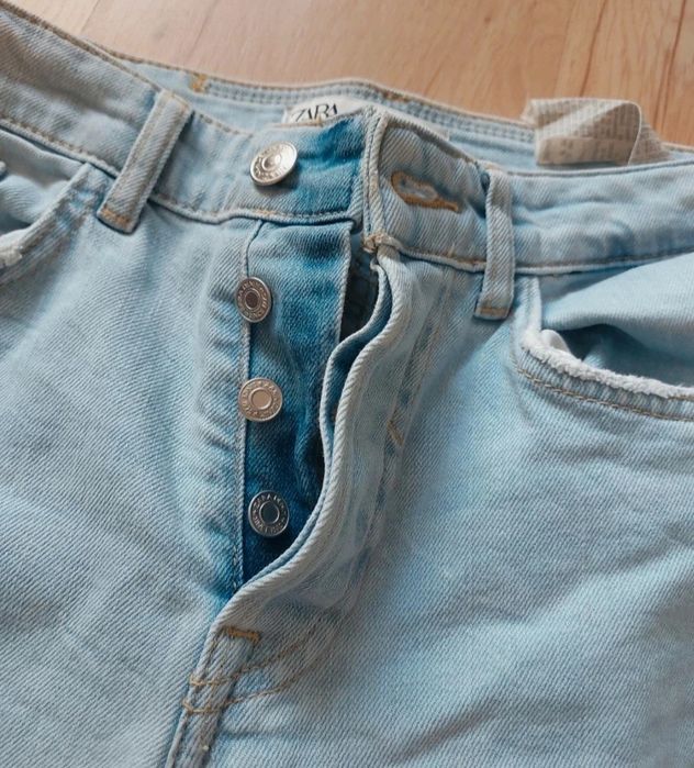 Spodnie jeansowe z dziurami Rozmiar 38 ZARA