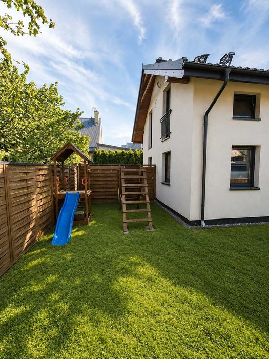 Rewa | domek 100 m od plaży | 3 sypialnie + salon | taras | dla  6–8 osób