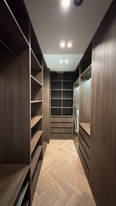 Боздош. Продаж 2-х кімнатної. Шо 75 м.кв.