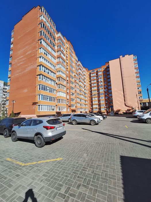 2ка, центр, Симфония 80кв. - 72000д. (і1