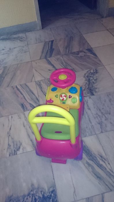 Stroller / Tricycle425698425308467201