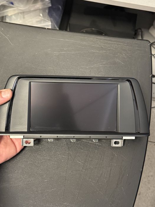 Ecra para BMW 7”