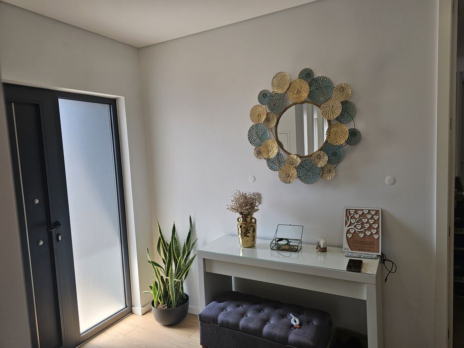 Moradia T3+1 com jardim e piscina