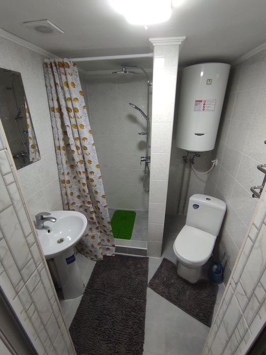 Відпочинок в карпатах з Чаном під лісом "Berdo"