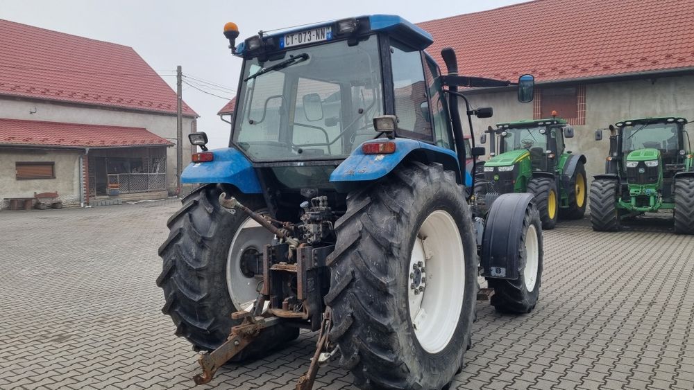 New Holland TS 115