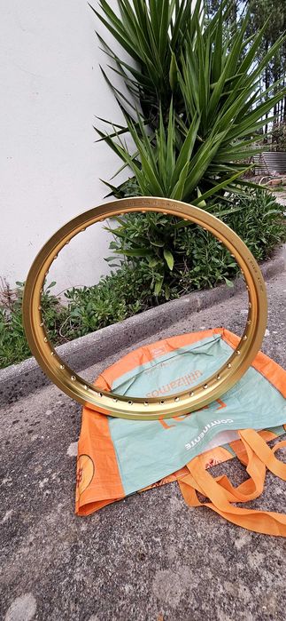 Aro dourado Honda R21 x2.15
