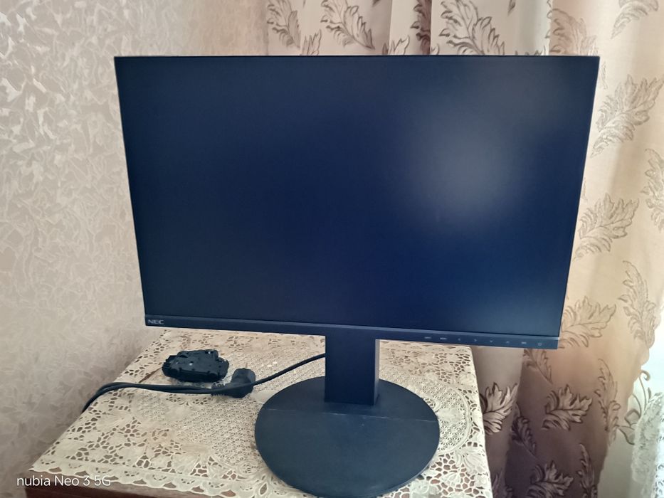 Продам монітор NEC