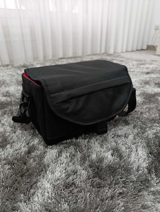 Câmera Canon EOS 2000D + kit