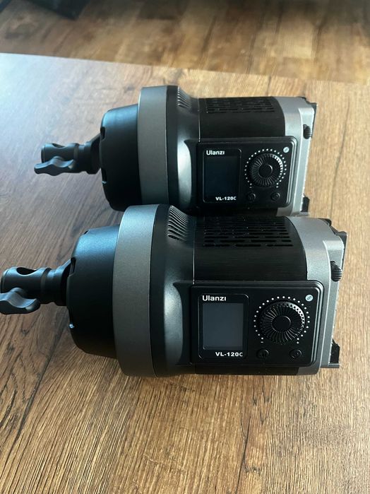 2 sztuki | Ulanzi V-Light 120C RGB + zasilacze sieciowe.