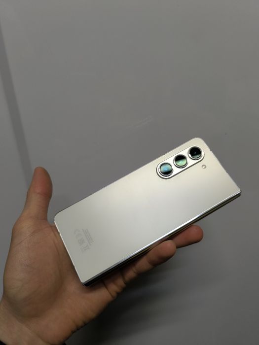 Samsung Galaxy Z Fold 5 12/256Gb Cream 2 Sim