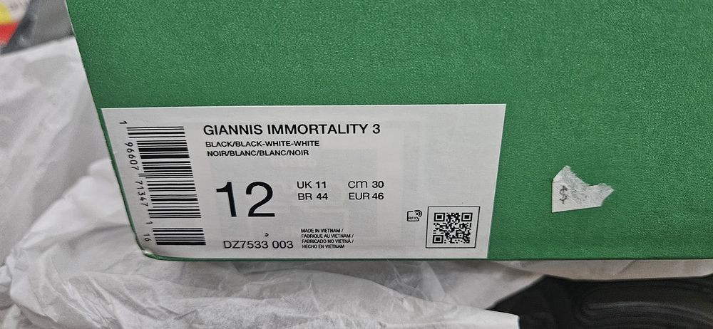 Кросівки  Nike Giannis Immortality 3 . Розмір  46
