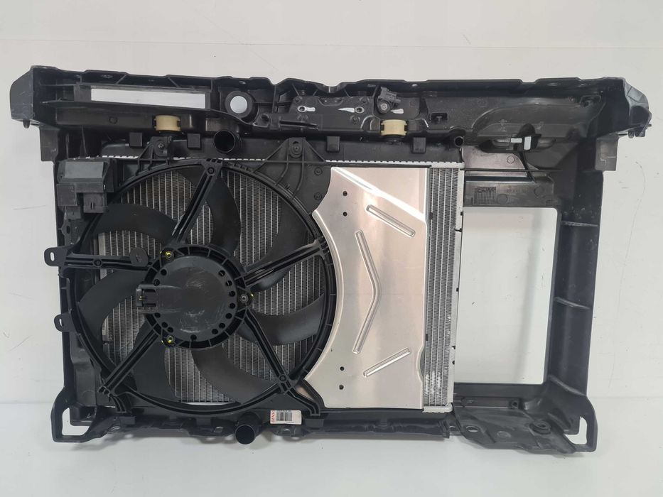 Бампер передній Peugeot 2008 та інші моделі Пежо розборка шрот