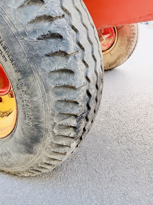 reboque espalhador de estrume