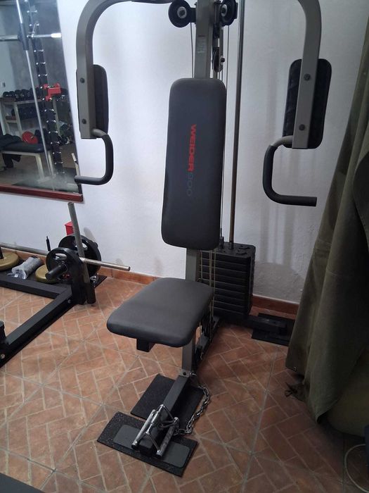 Máquina de ginásio multifunções