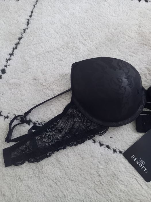 Biustonosz z koronką_Gina Benotti 75B