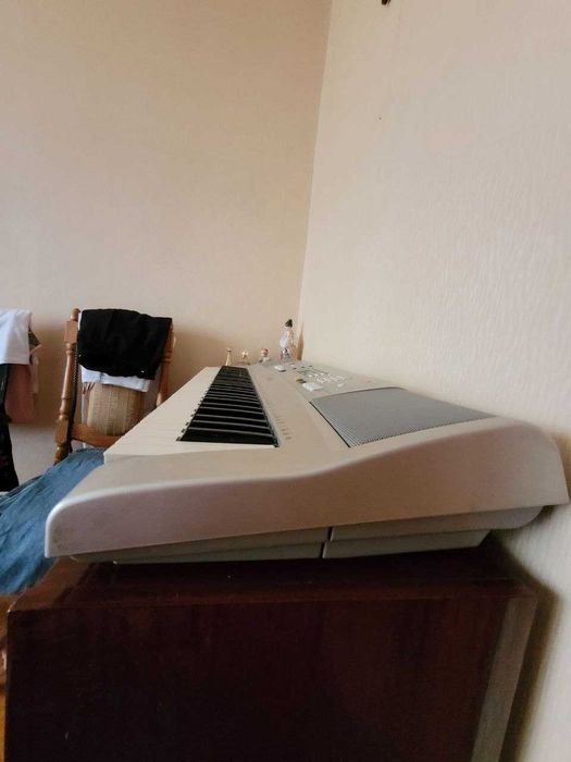 Синтезатор YAMAHA psr e303